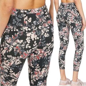 Sweaty Betty Floral Print Leggings - Black and Pink